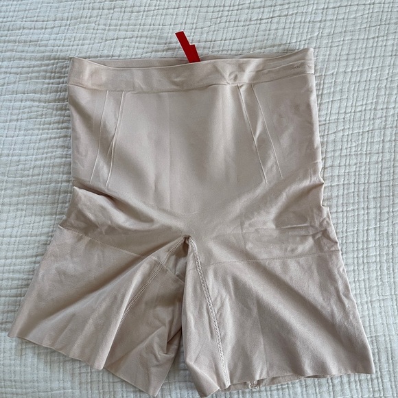 SPANX Other - Spanx OnCore Firm Control Mid-Thigh Shaper Size L
